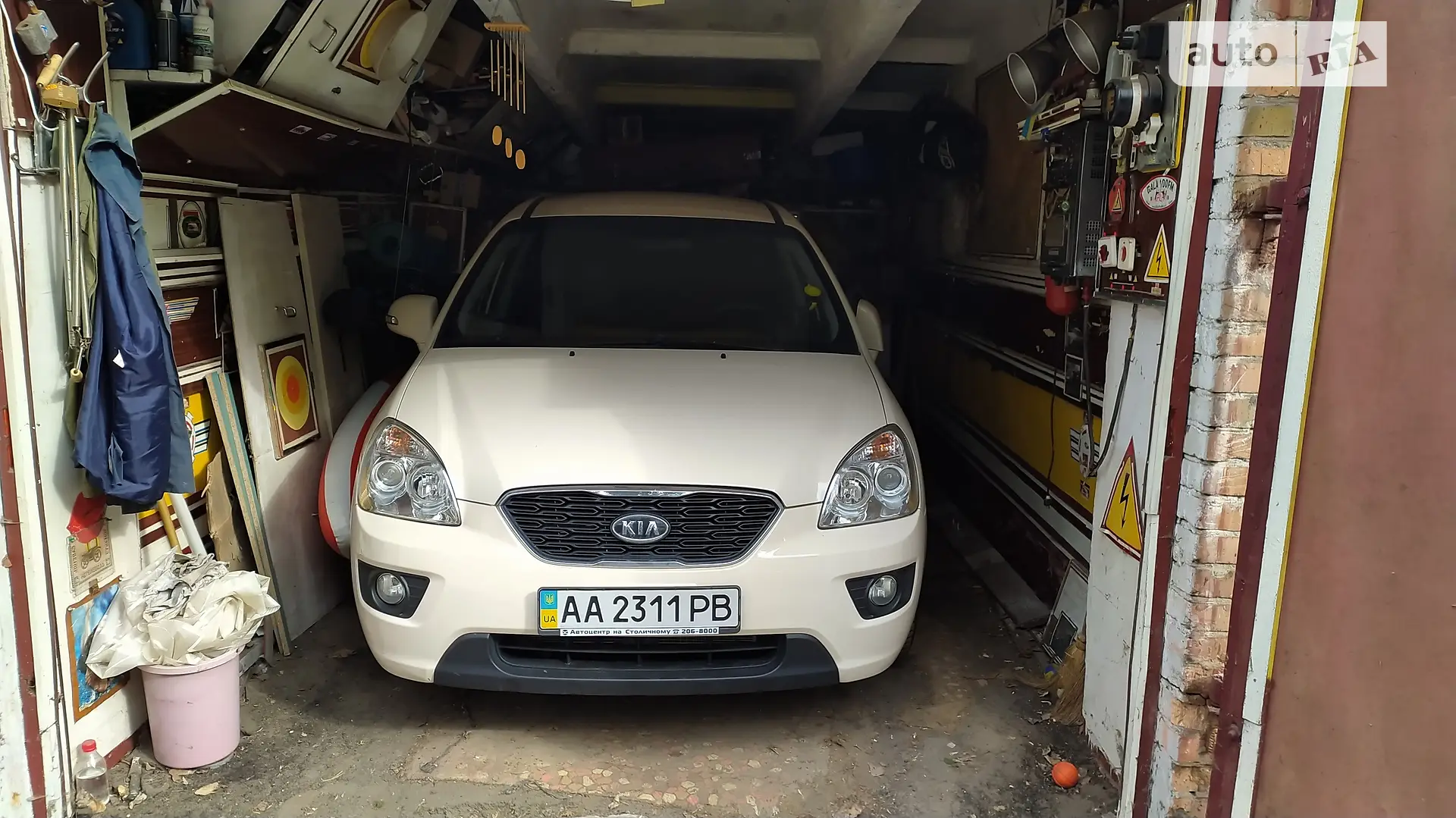 2011 Kia Carens - мініатюра 4