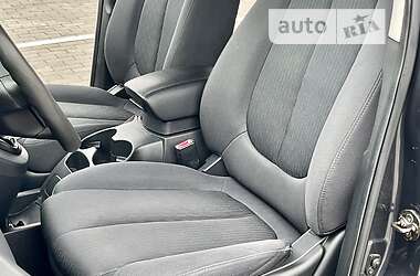 Минивэн Kia Carens 2008 в 