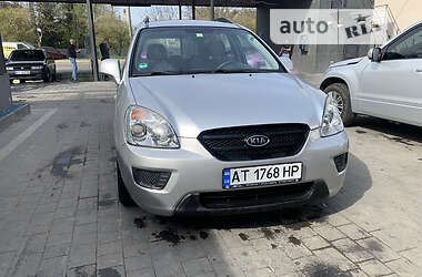 Минивэн Kia Carens 2008 в Ивано-Франковске