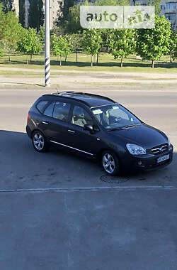 Минивэн Kia Carens 2007 в Николаеве