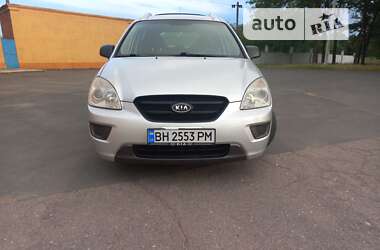 Минивэн Kia Carens 2006 в 