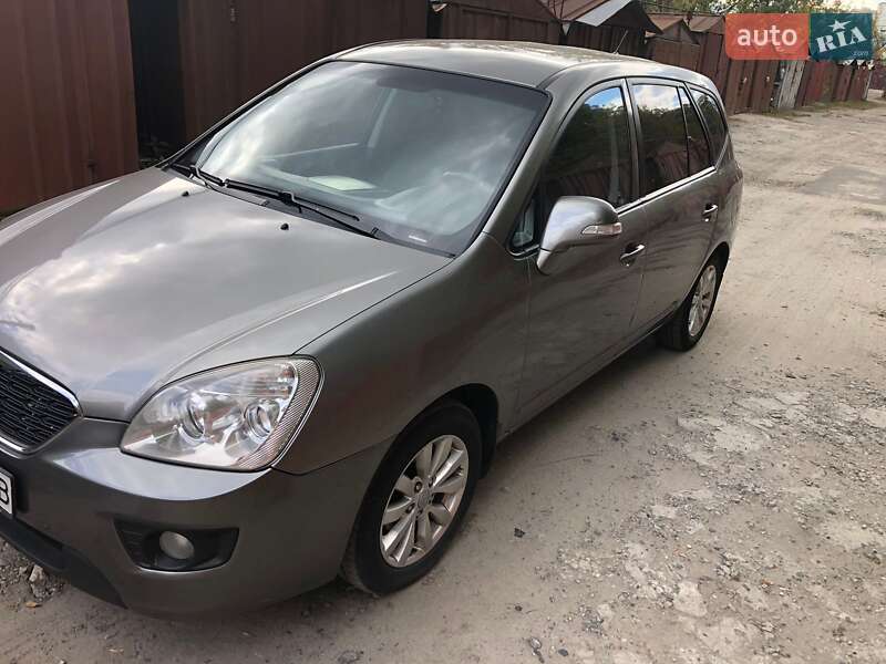 Мікровен Kia Carens 2011 в Києві