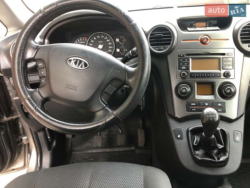 Мікровен Kia Carens 2011 в Києві