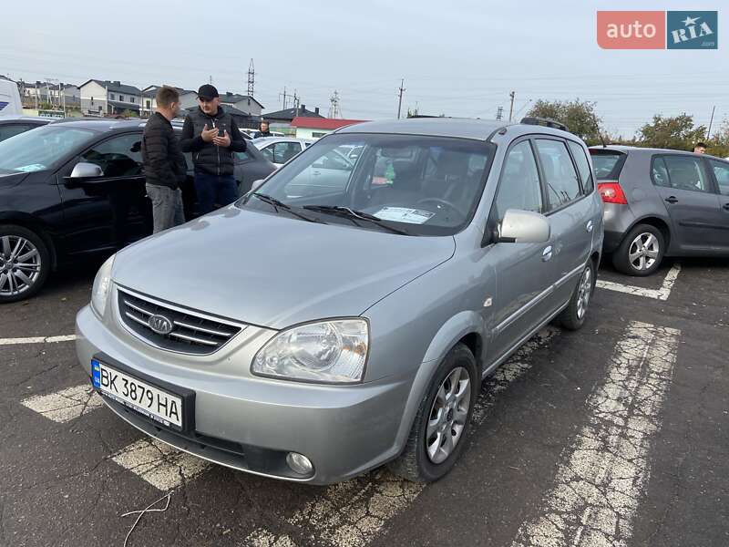 Мінівен Kia Carens 2005 в Рівному