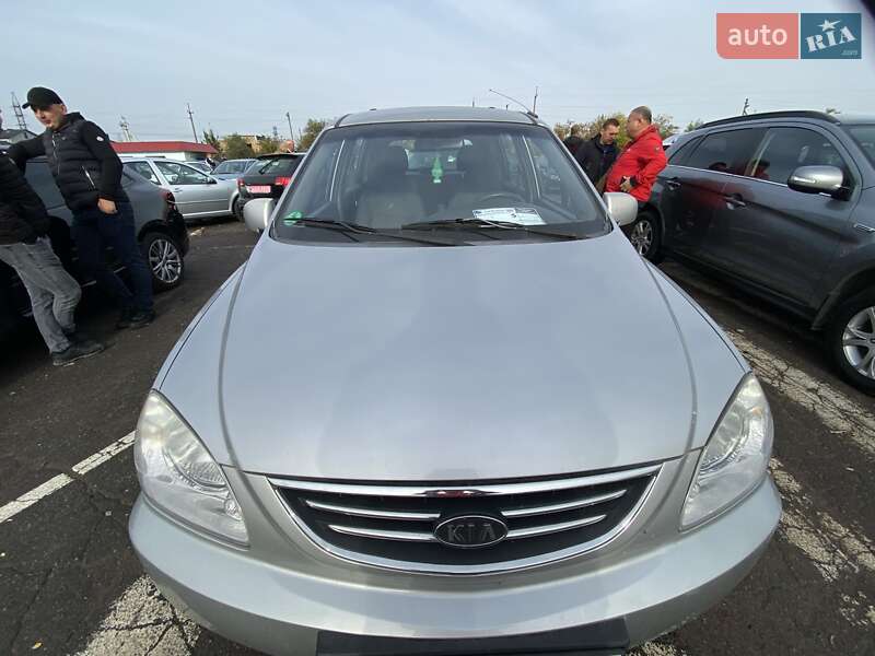 Мінівен Kia Carens 2005 в Рівному