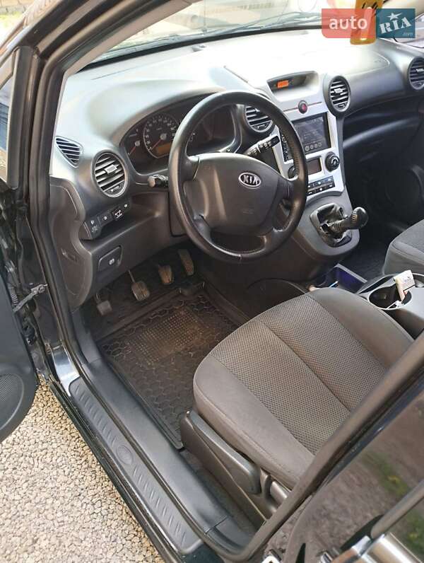 Мінівен Kia Carens 2008 в Кропивницькому