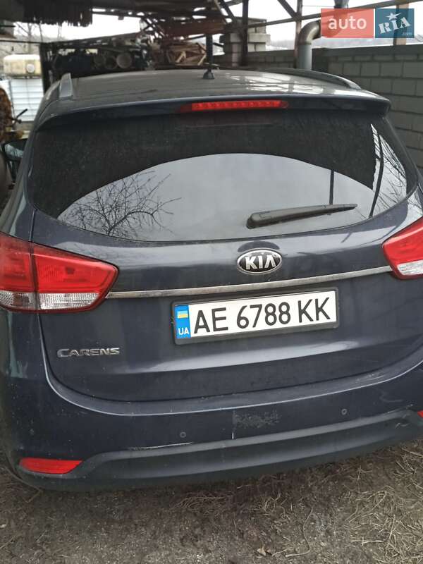 Мікровен Kia Carens 2014 в Дніпрі
