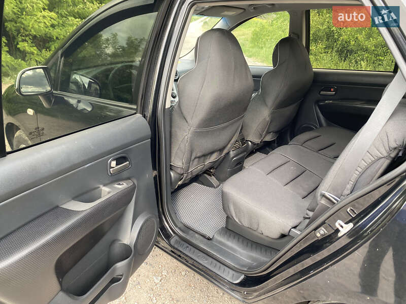 Мінівен Kia Carens 2007 в Кременчуці фото 8 Мінівен Kia Carens 2007 в Кременчуці