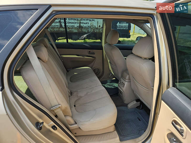 Минивэн Kia Carens 2007 в Корсуне-Шевченковском