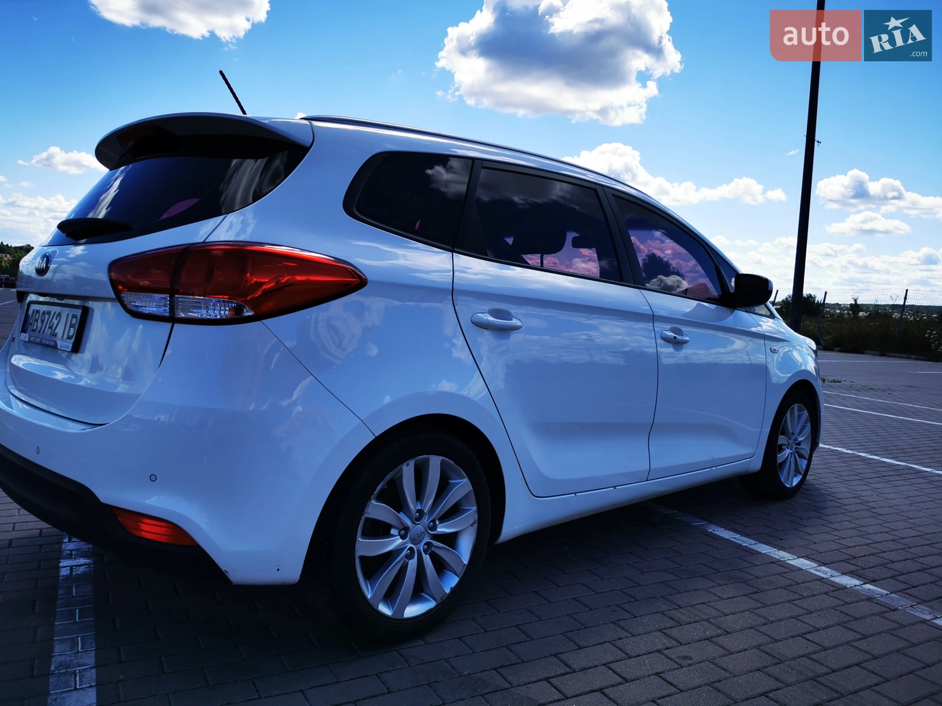 2014 Kia Carens - мініатюра 2
