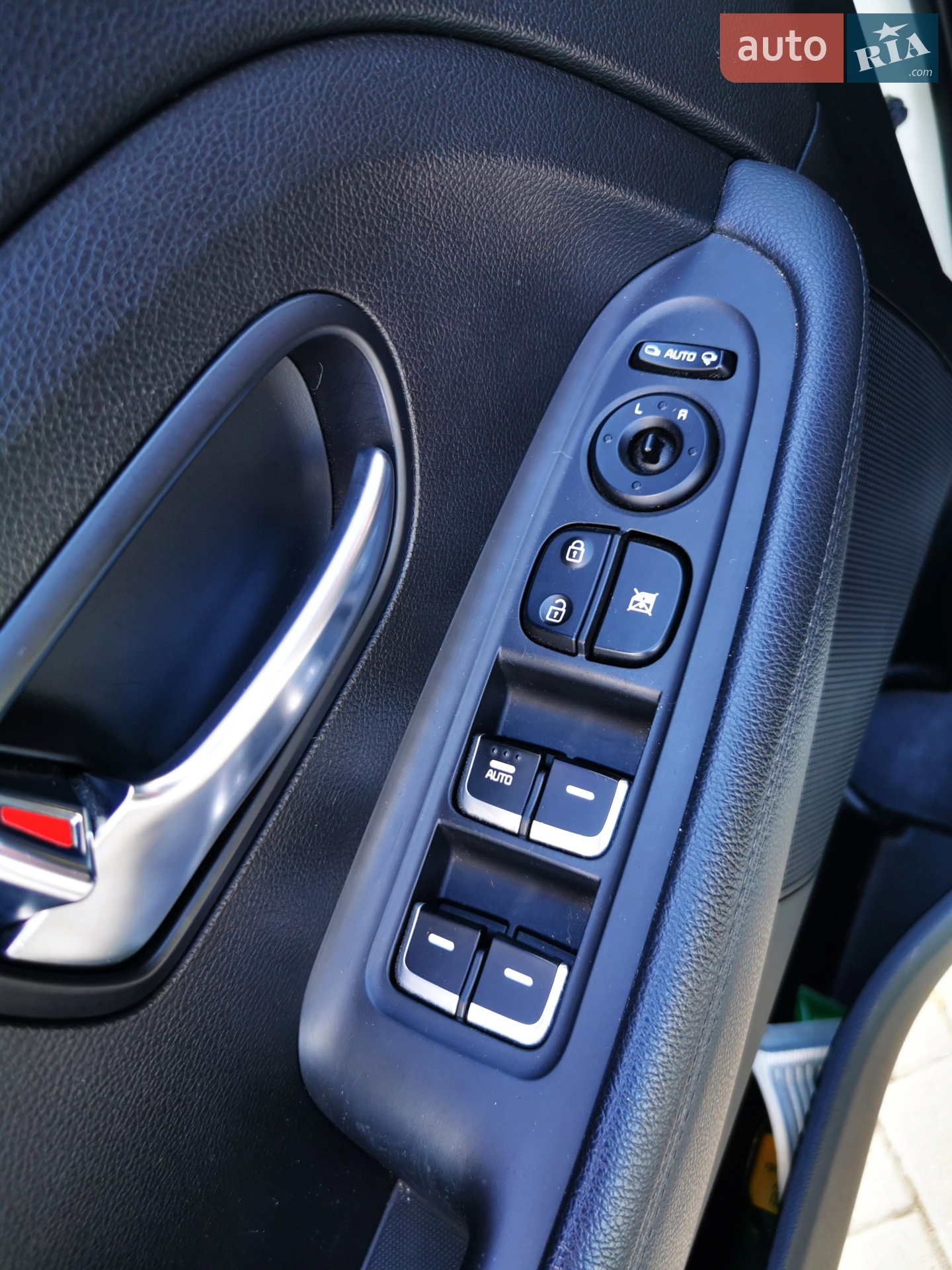 2014 Kia Carens - мініатюра 11