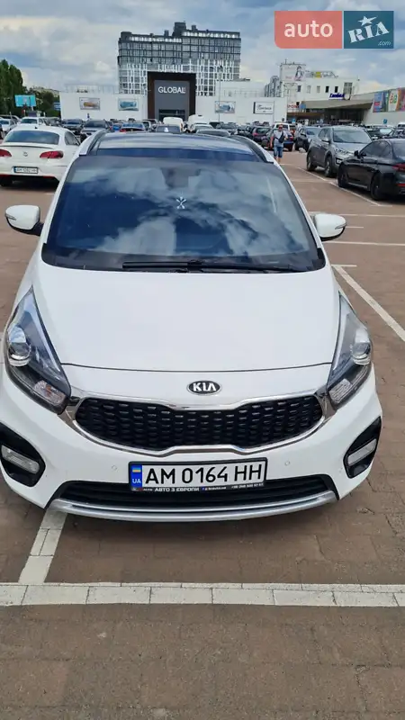Kia Carens