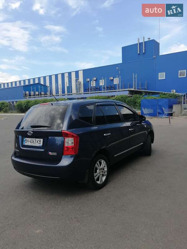 Мінівен Kia Carens 2008 в Одесі