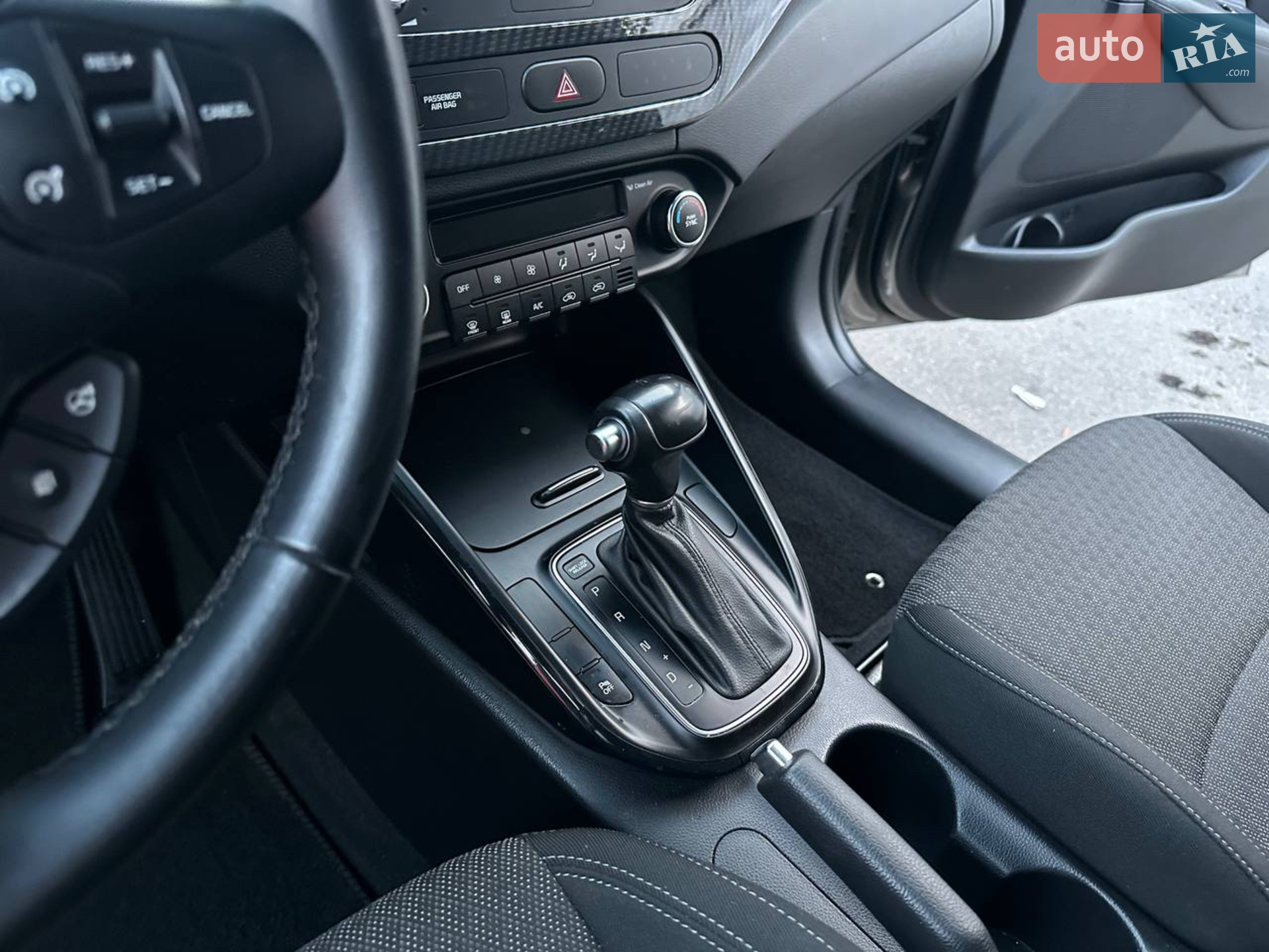 2017 Kia Carens - мініатюра 21