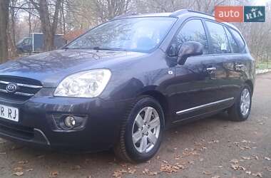 Минивэн Kia Carens 2007 в Стрые