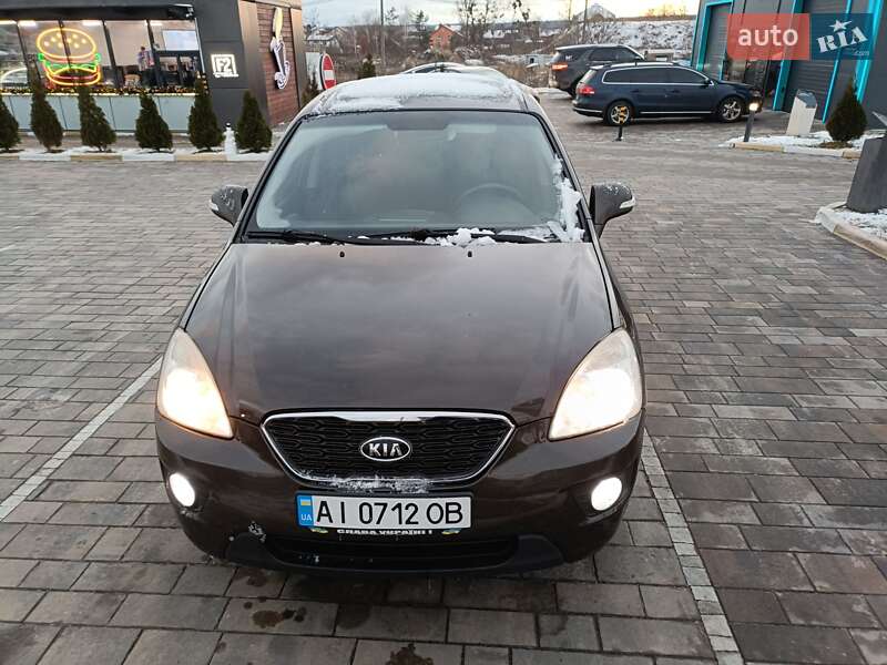 Микровэн Kia Carens 2011 в Киеве