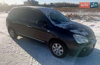 Мінівен Kia Carens 2008 в Києві