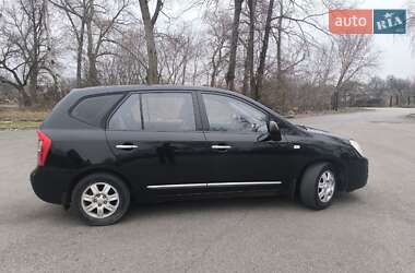 Минивэн Kia Carens 2008 в Полтаве