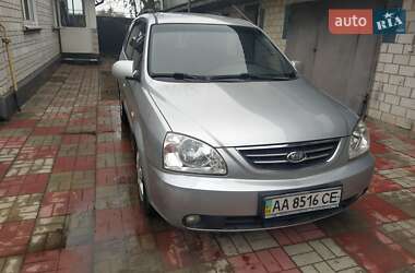 Минивэн Kia Carens 2003 в Киеве