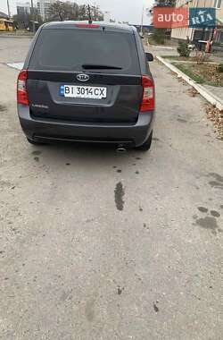 Мінівен Kia Carens 2008 в Полтаві