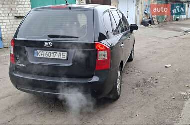 Мінівен Kia Carens 2007 в Києві