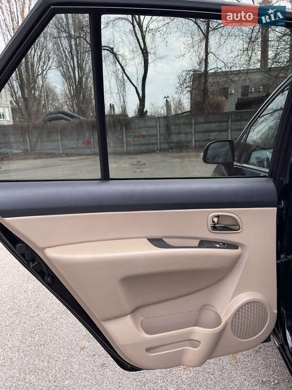 Мікровен Kia Carens 2011 в Броварах