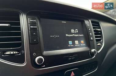 Мікровен Kia Carens 2016 в 