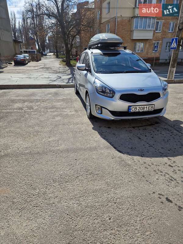 Мікровен Kia Carens 2013 в Чернігові
