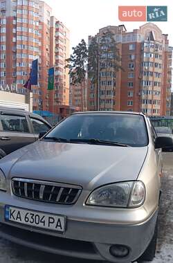 Минивэн Kia Carens 2000 в Ирпене