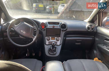 Минивэн Kia Carens 2007 в 
