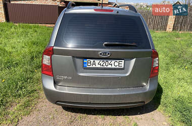 Минивэн Kia Carens 2008 в 