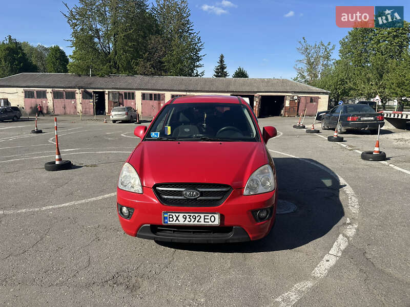 Kia Carens 2008