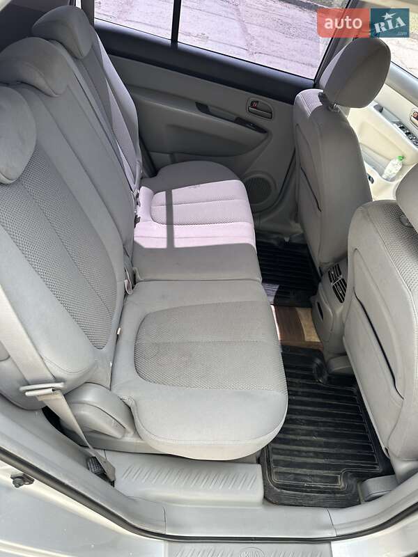 Мінівен Kia Carens 2006 в Полтаві