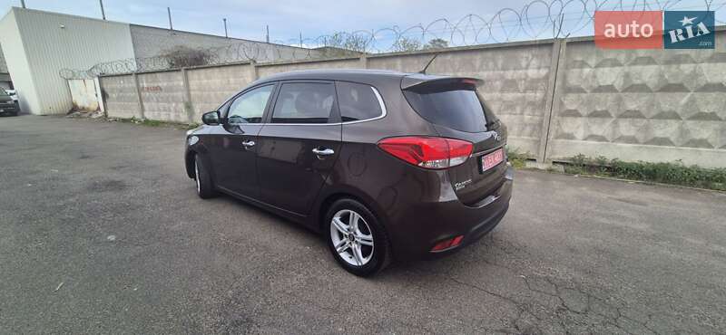 Микровэн Kia Carens 2015 в Киеве