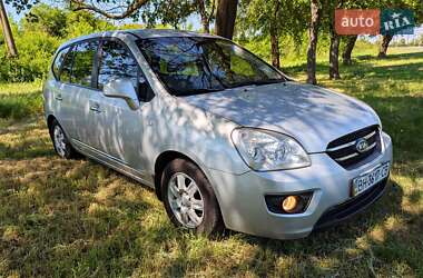 Минивэн Kia Carens 2008 в Раздельной