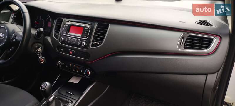 Мікровен Kia Carens 2016 в Хмельницькому