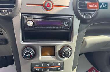 Минивэн Kia Carens 2008 в 
