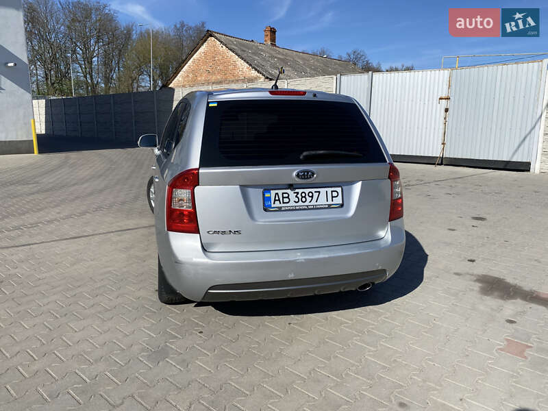 Мікровен Kia Carens 2011 в Вінниці