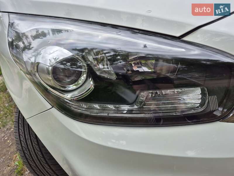 Мікровен Kia Carens 2017 в Запоріжжі