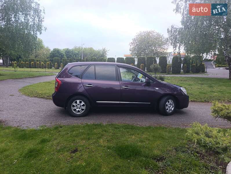 Мінівен Kia Carens 2008 в Хмельницькому