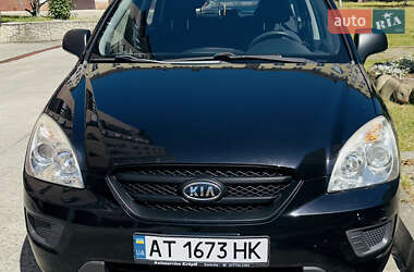 Минивэн Kia Carens 2006 в Ивано-Франковске