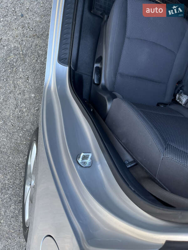 Микровэн Kia Carens 2013 в Новом Роздоле