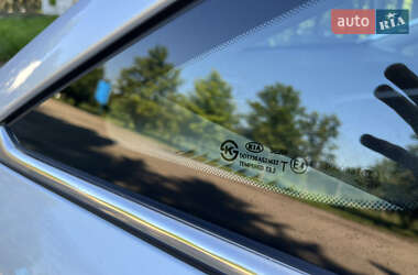 Мікровен Kia Carens 2013 в Новому Розділі