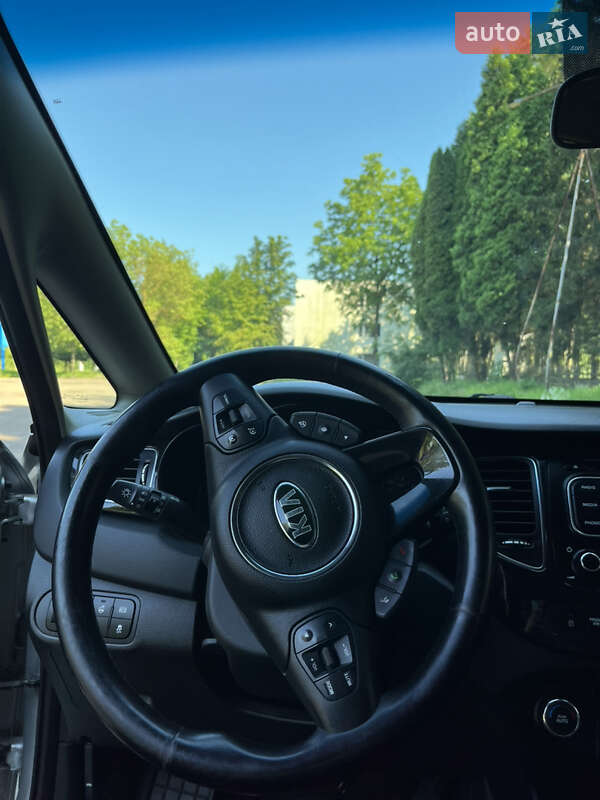 Микровэн Kia Carens 2013 в Новом Роздоле