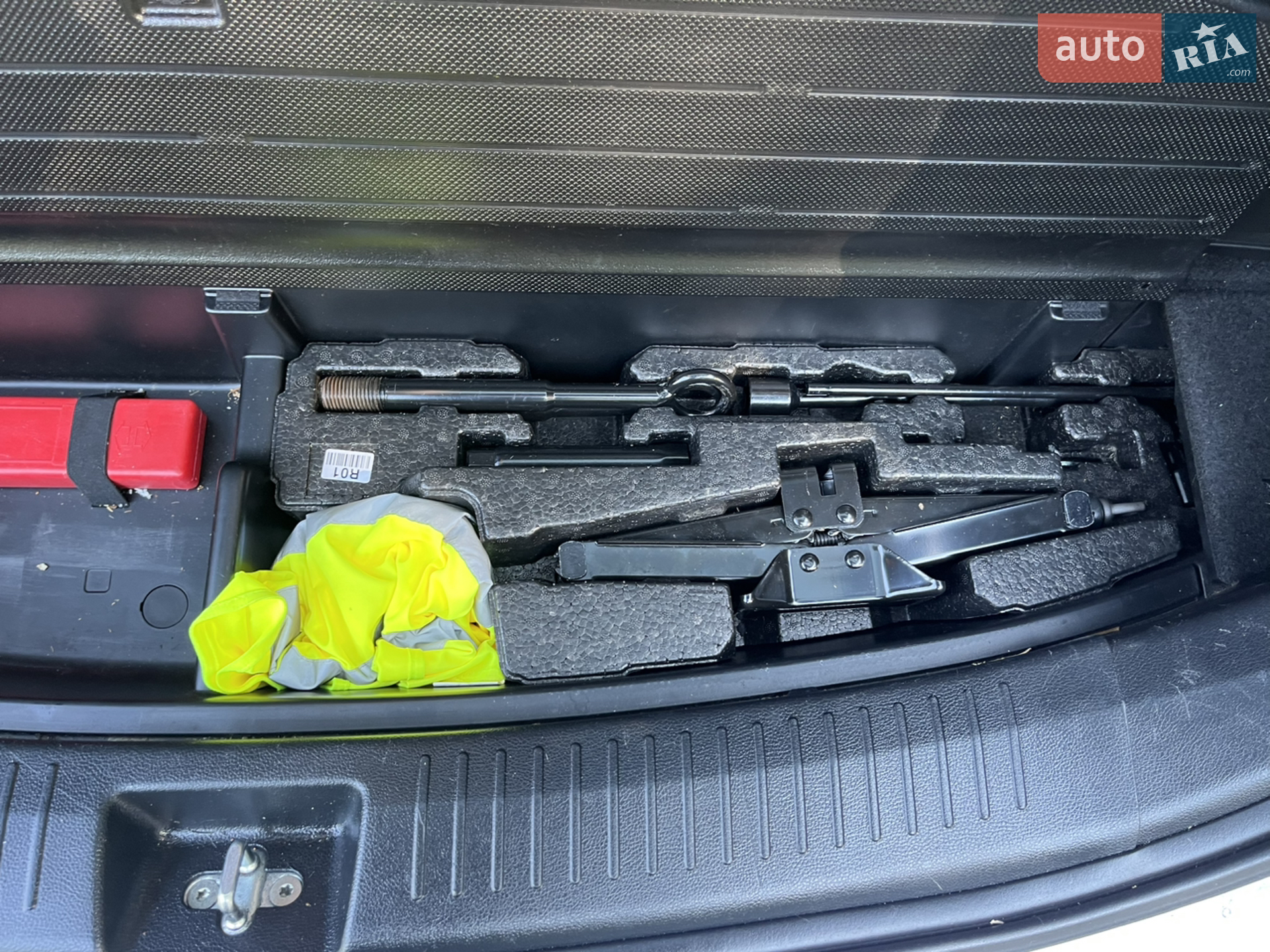 2013 Kia Carens - мініатюра 49