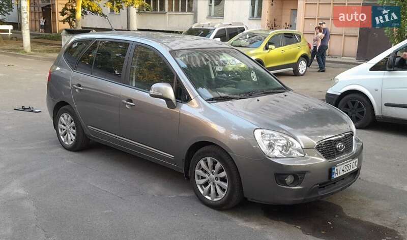 Мікровен Kia Carens 2011 в Києві фото 2 Мікровен Kia Carens 2011 в Києві