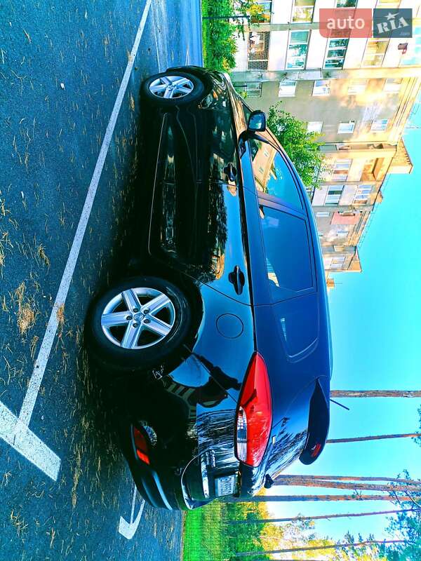 Микровэн Kia Carens 2013 в Малине