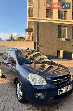 Минивэн Kia Carens 2006 в Киеве