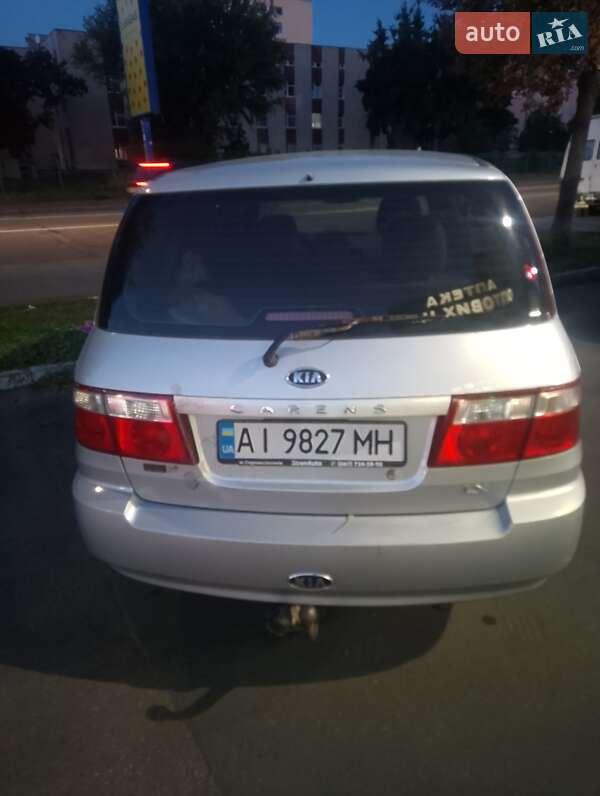 Мінівен Kia Carens 2006 в Києві