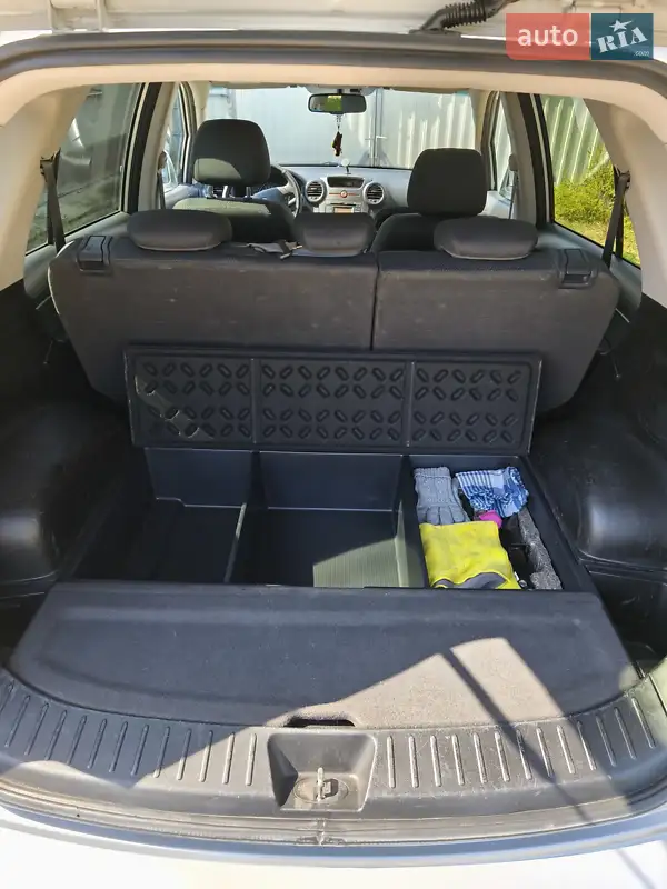 Kia Carens 2011 VIN KNAHH81BAC7372909 фото оголошення 10 з 43